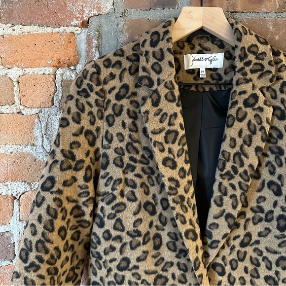 Kendall + Kylie | Leopard Print Coat Medium - Picture 2 of 8